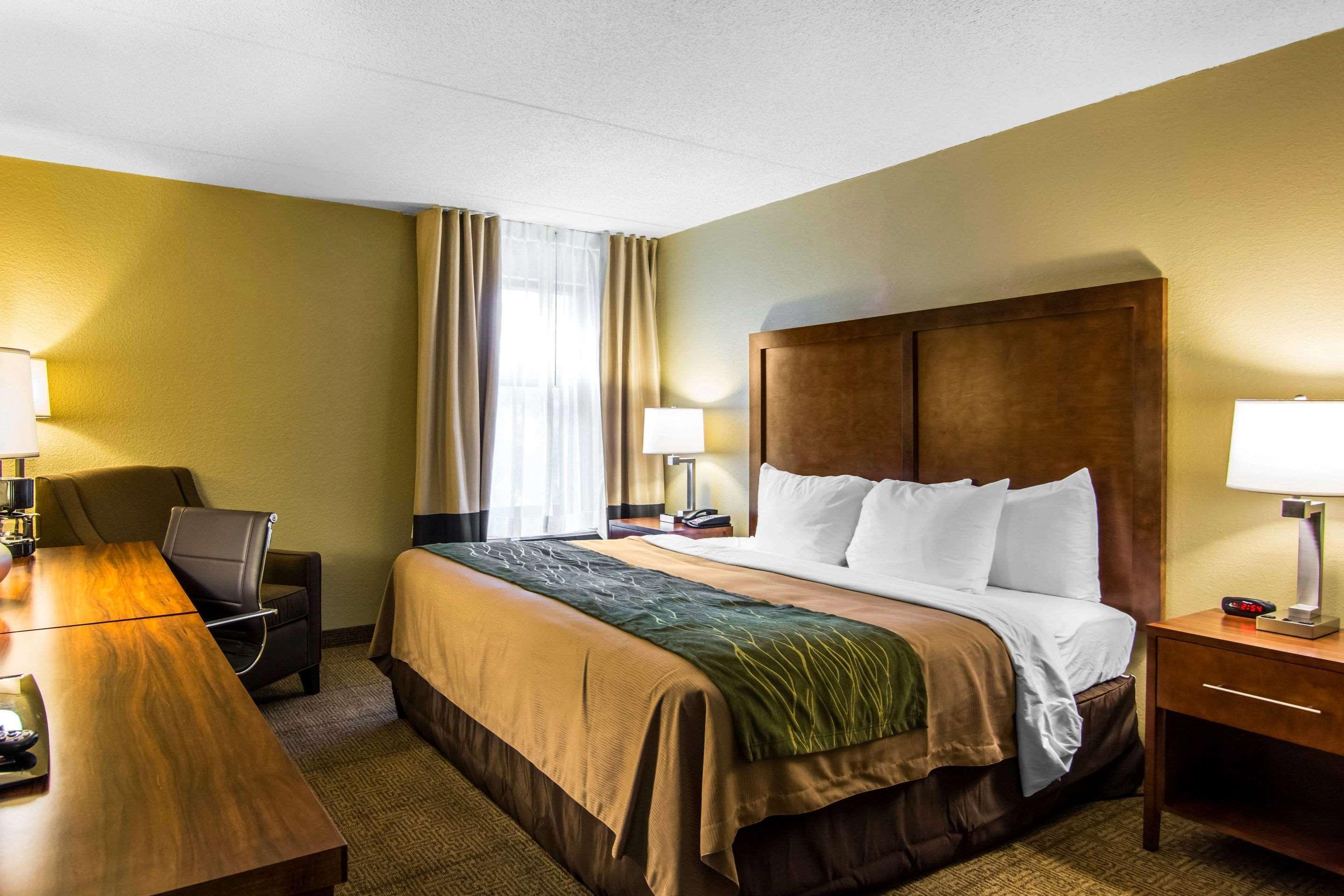 Comfort Inn Newport News-Williamsburg East Esterno foto