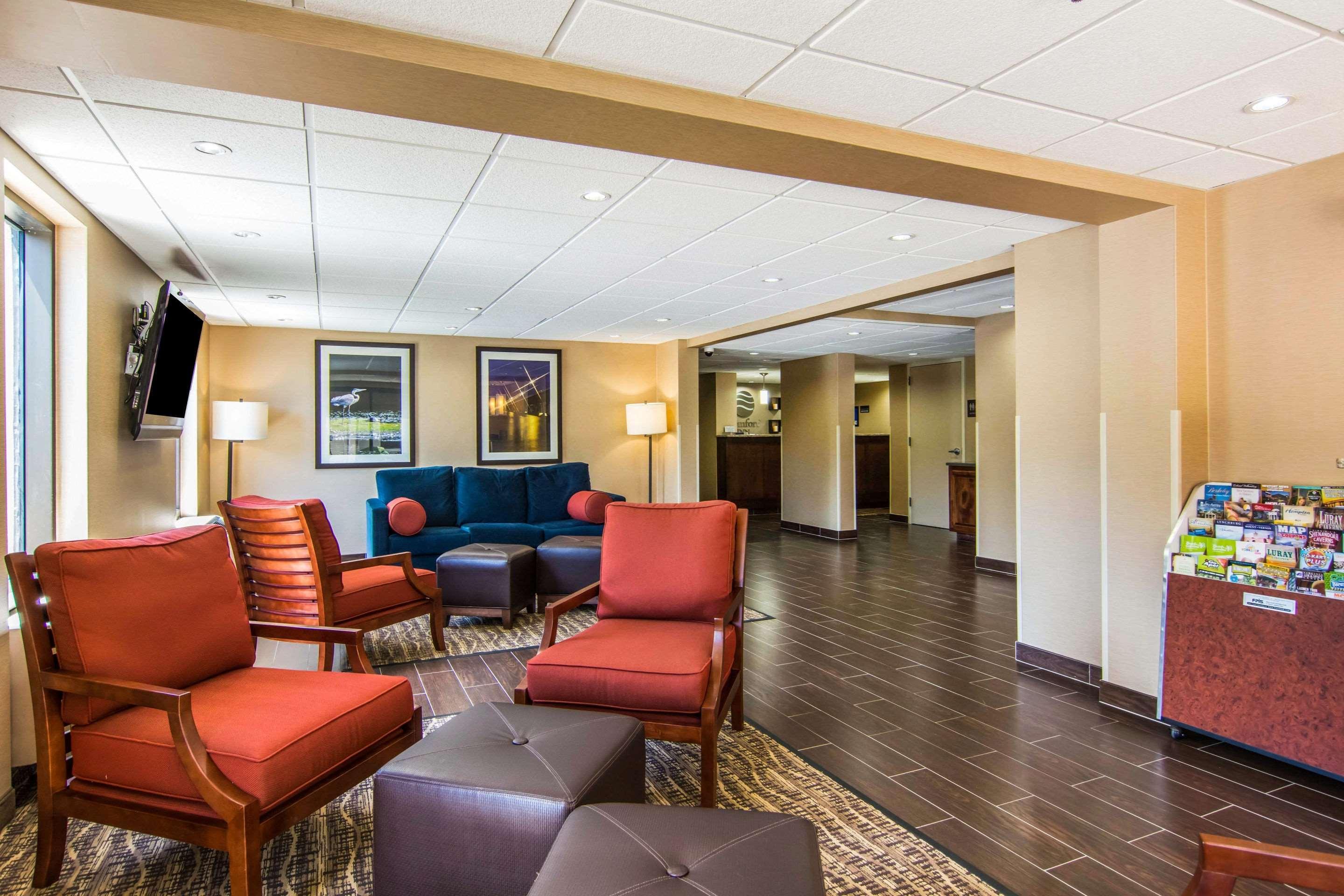 Comfort Inn Newport News-Williamsburg East Esterno foto
